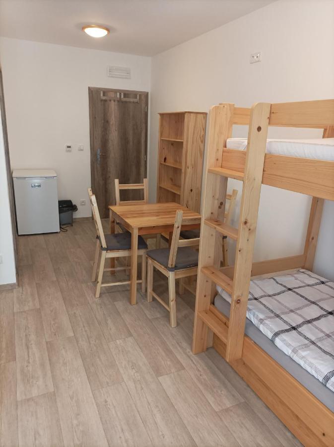Rodinné vinařství Guldanovi Divaky Exterior foto