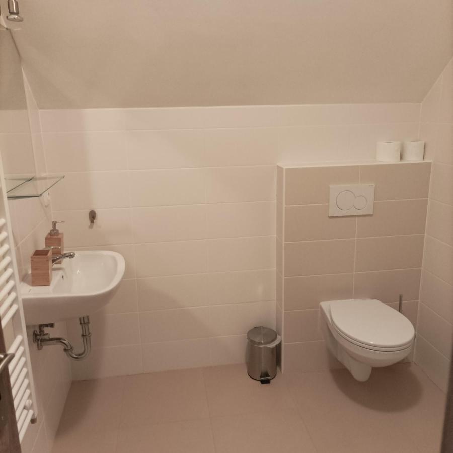 Rodinné vinařství Guldanovi Divaky Exterior foto